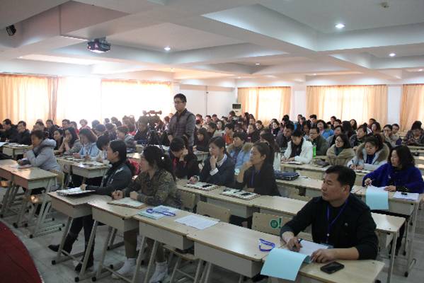 http://xiaonei.qqhru.edu.cn/upload/UPImage/2532/gpjh2015/IMG_9663.bmp